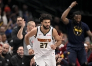 米兰体育下载-篮网击败独行侠，取得关键胜利