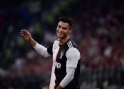 米兰体育网页版-尤文图斯战胜那不勒斯，C罗再次展示绝佳状态