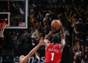 米兰体育官网-快船逆转灰熊，乔治绝杀