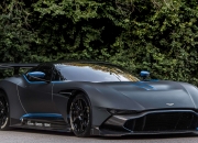 米兰体育网页版-皮克彻底打爆防线，里昂对阵突尼斯的战术革命