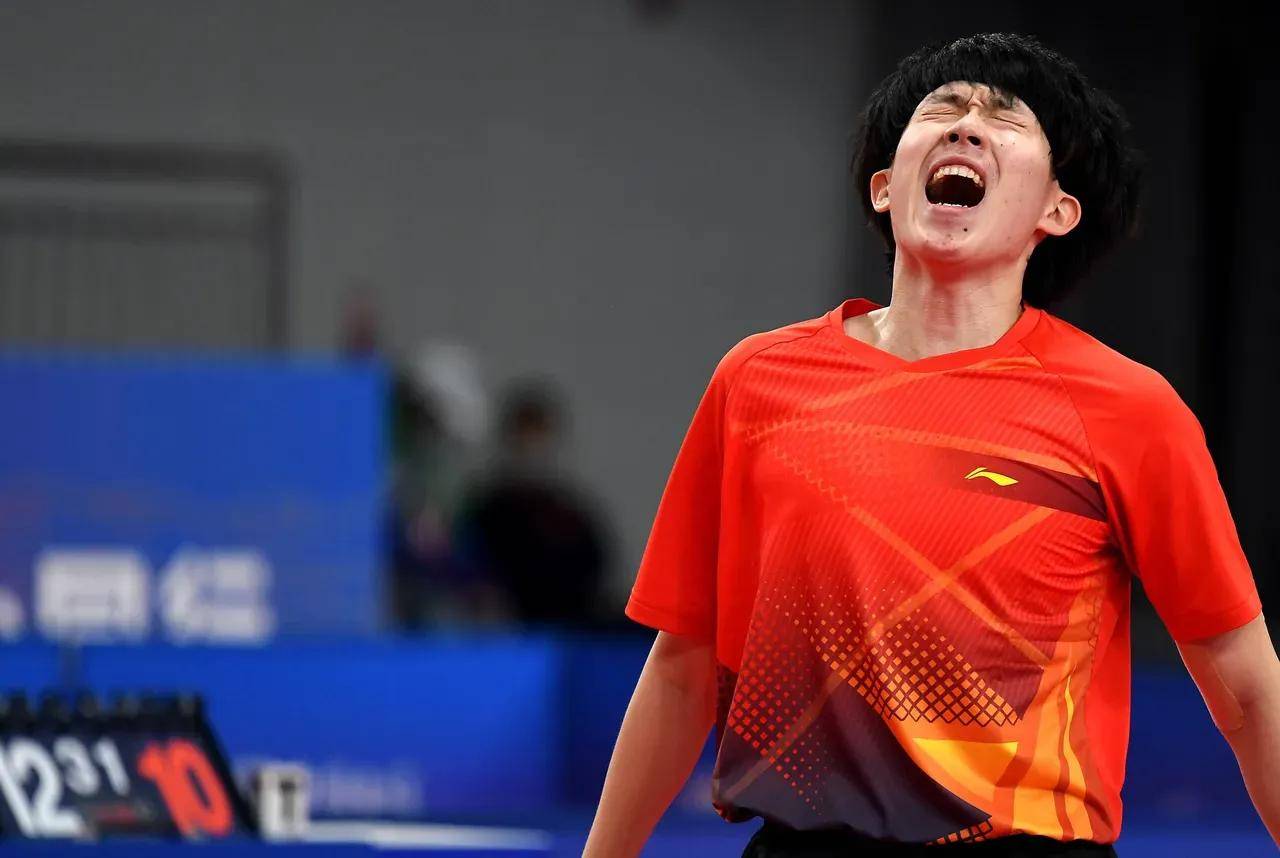 台北女子软式网球击败对手晋级八强