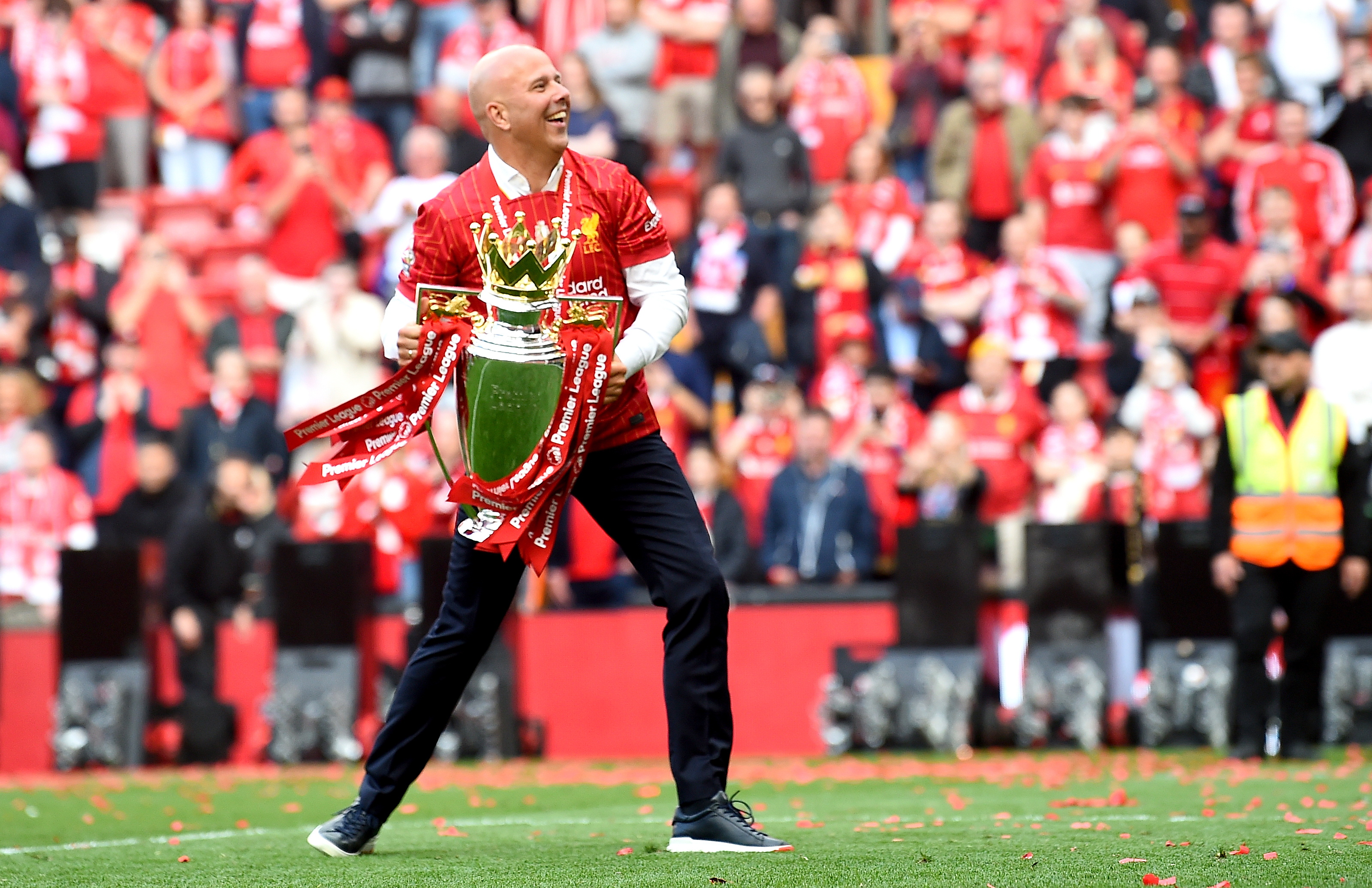 利物浦队成功晋级欧洲足球四强 利物浦队成功晋级欧洲足球四强