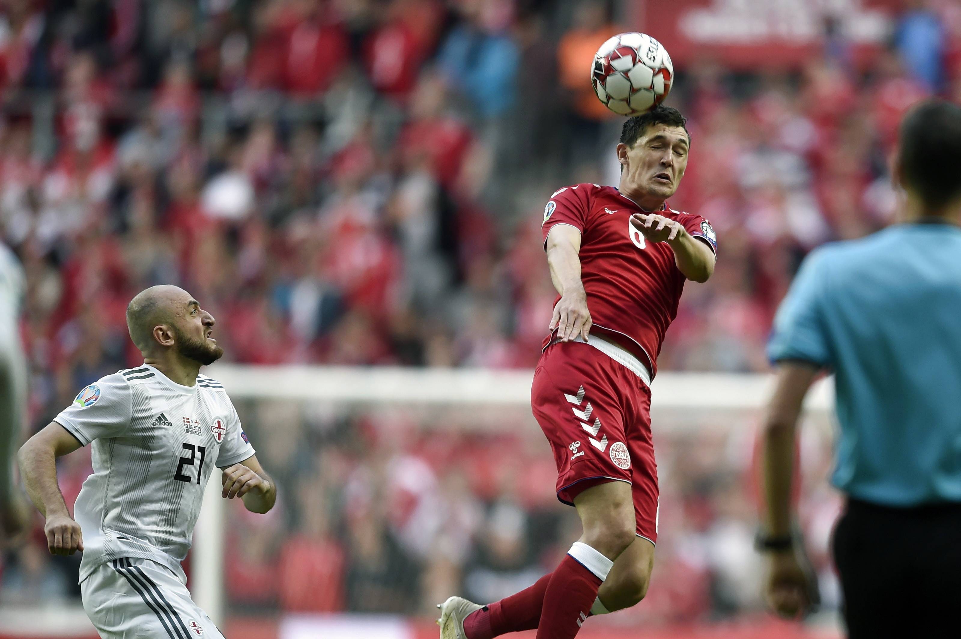 瑞典队击败劲敌,欧预赛收获胜利大捷 瑞典队击败劲敌,欧预赛收获胜利大捷