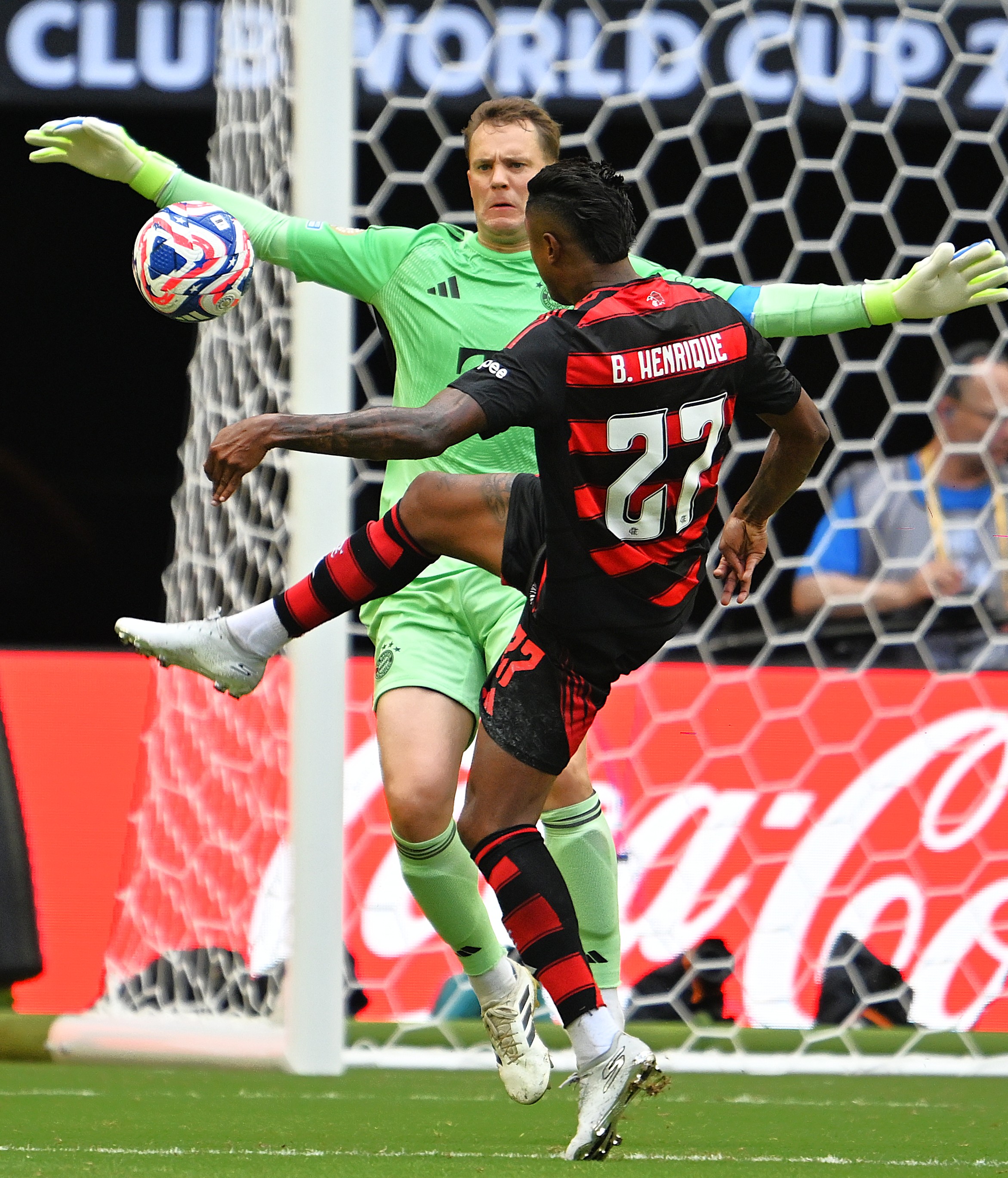 拜仁慕尼黑队成功晋级欧洲足球风云赛事的简单介绍 拜仁慕尼黑队成功晋级欧洲足球风云赛事的简单介绍