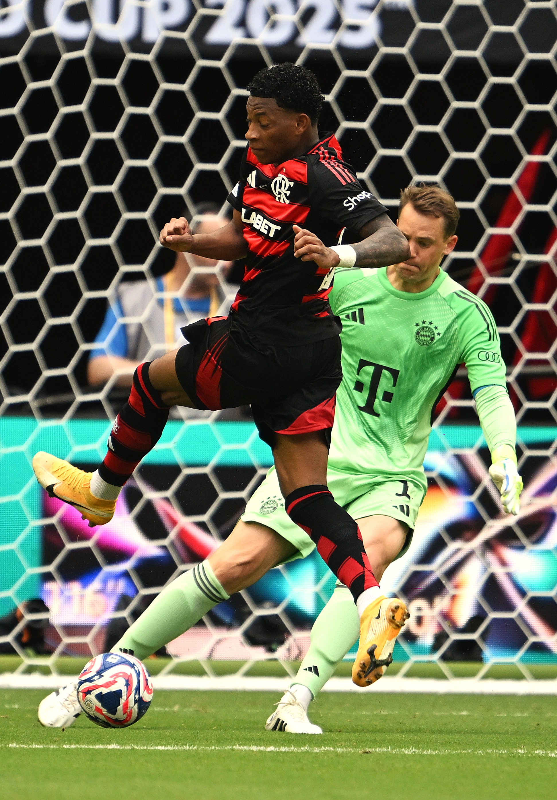 拜仁慕尼黑队成功晋级欧洲足球风云赛事的简单介绍 拜仁慕尼黑队成功晋级欧洲足球风云赛事的简单介绍