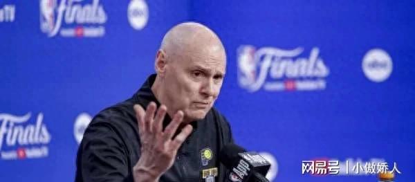 青岛黄海迎战广州富力,激烈对抗不可收拾 青岛黄海迎战广州富力,激烈对抗不可收拾