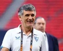 轴对轮塞维利亚与贾汉週后迎新廝