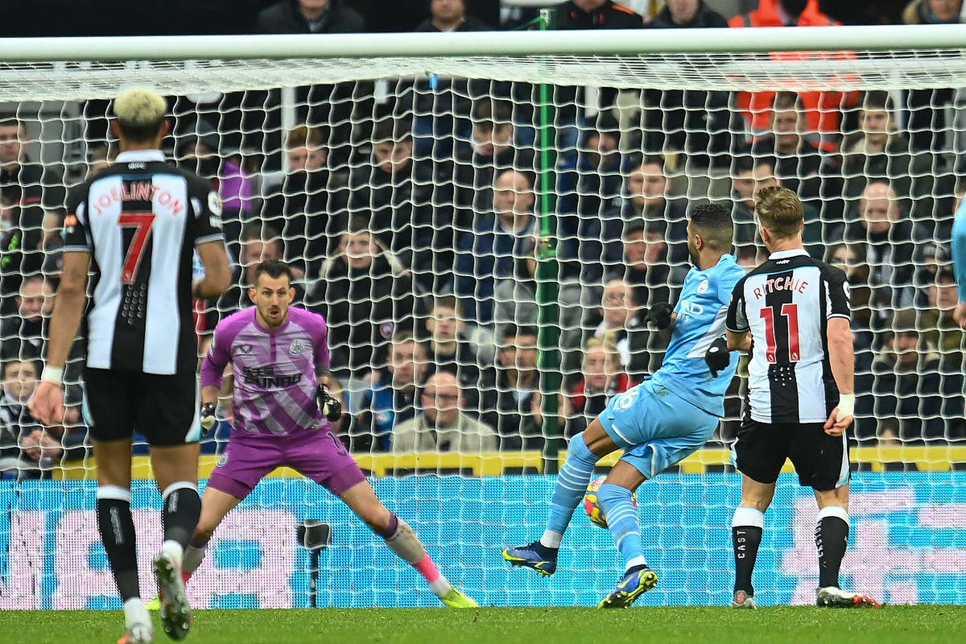 卡利亚里主场失利,战绩滑落 卡利亚里主场失利,战绩滑落