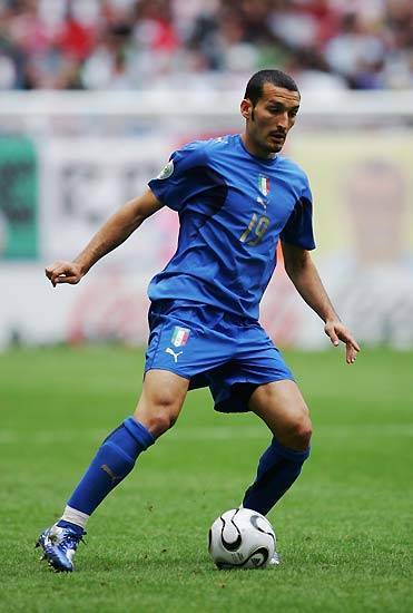 白俄罗斯国家队队员凭借攻守兼备,锁定淘汰赛资格的简单介绍 白俄罗斯国家队队员凭借攻守兼备,锁定淘汰赛资格的简单介绍