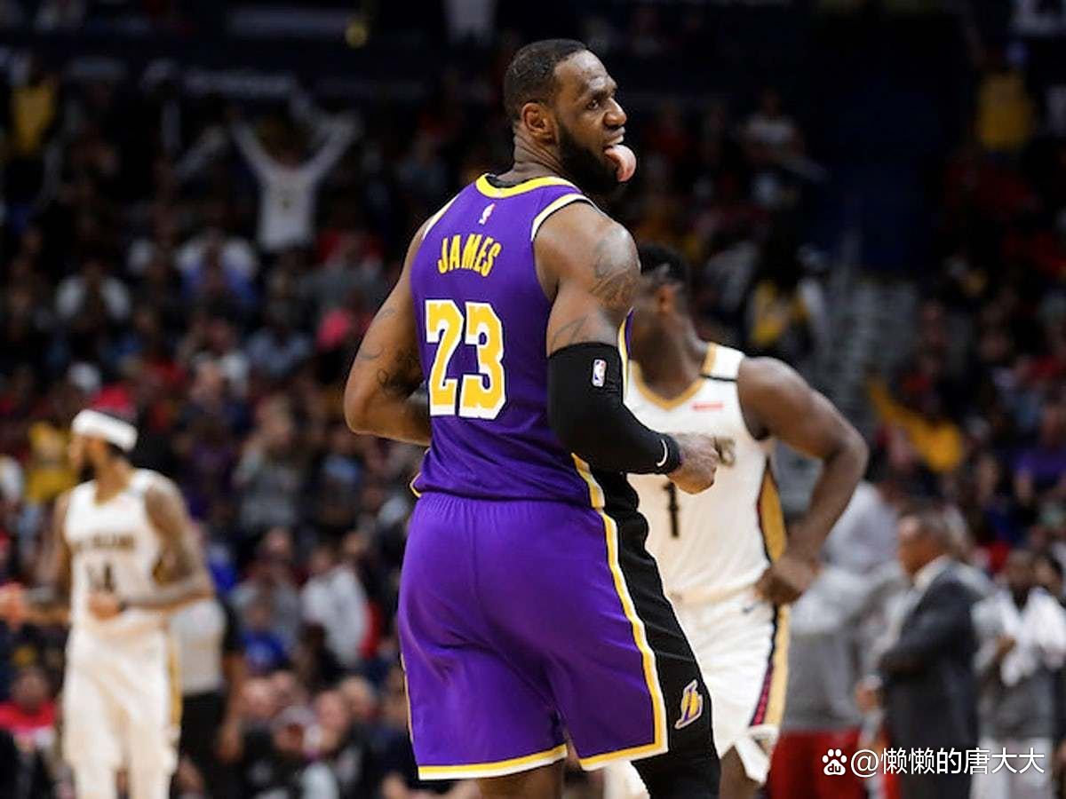 巨星对决！湖人力克篮网取得胜利