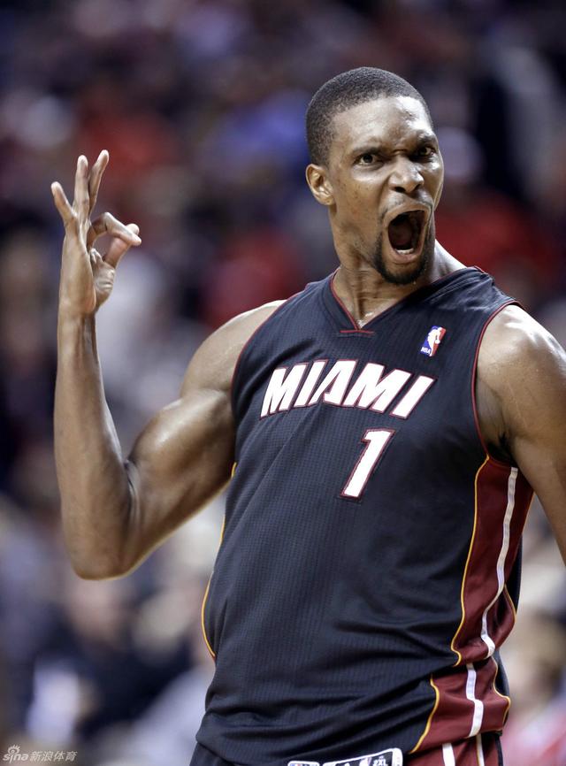 精准传球！技艺高超球员展现实力