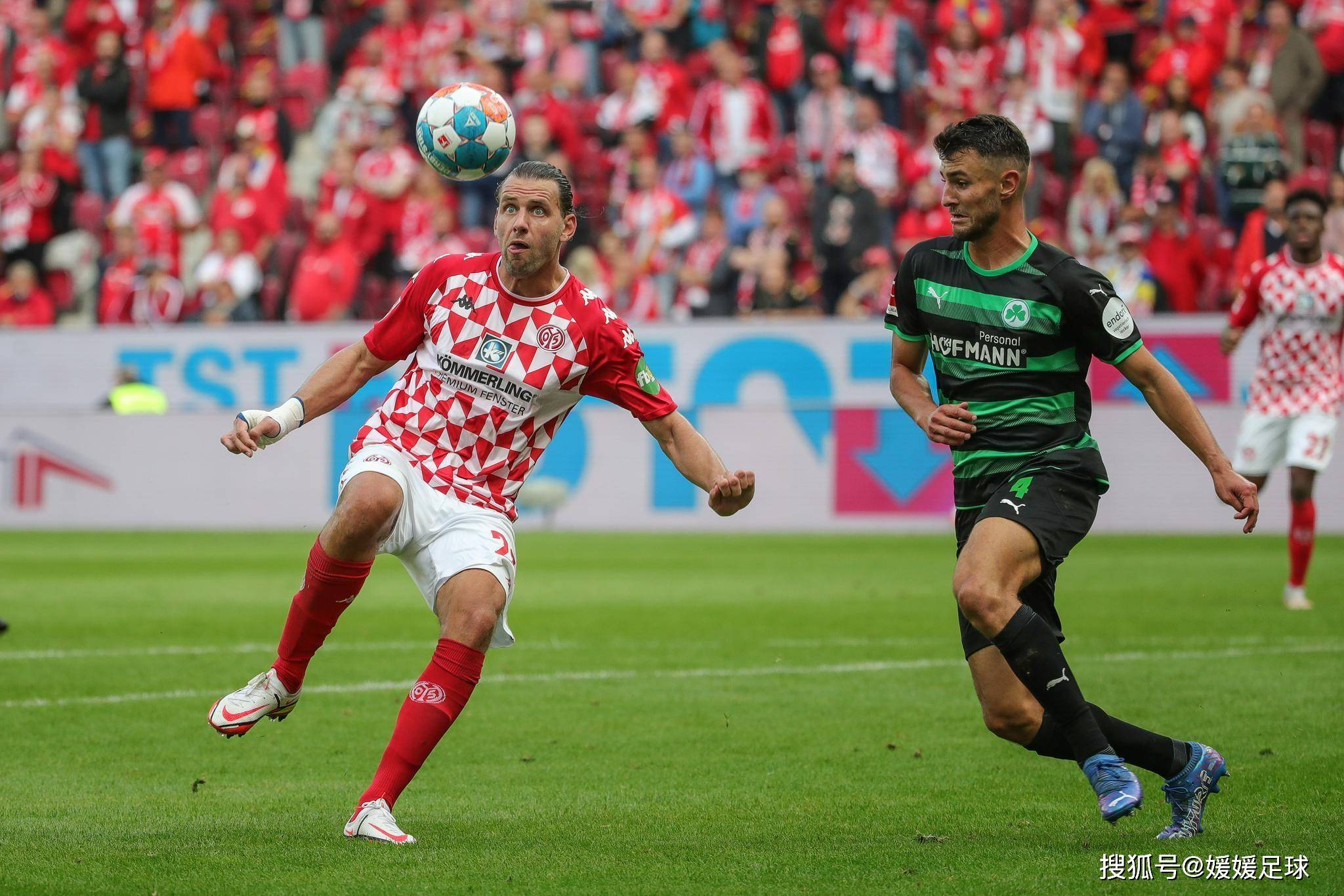 沃尔夫斯堡客场大胜美因茨，继续保持不败纪录绽放