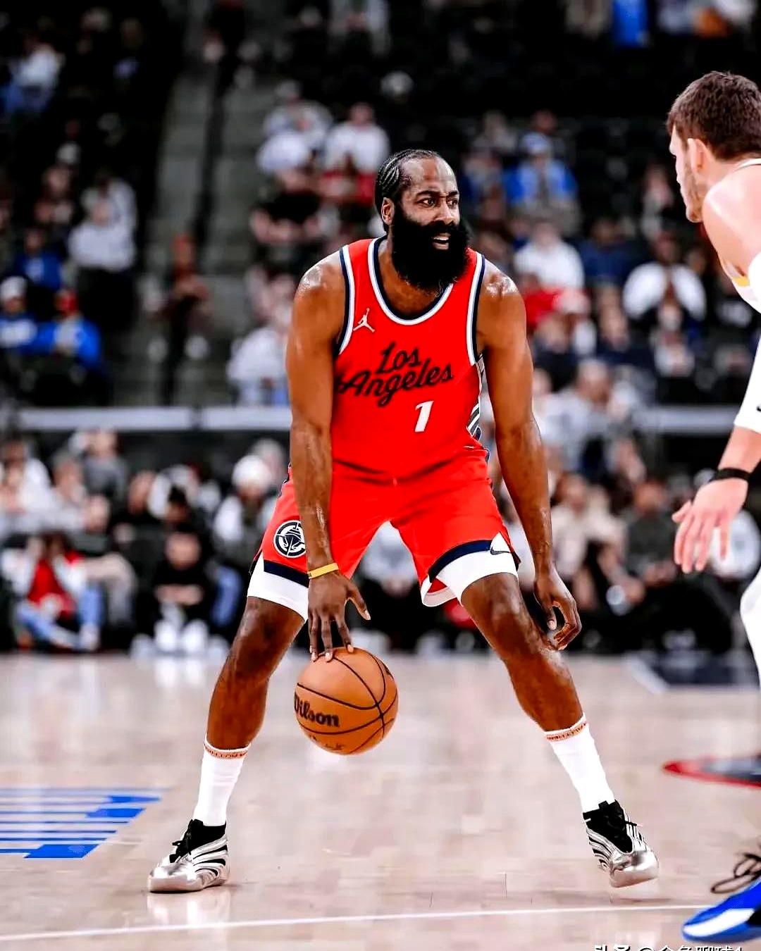 快船战胜雄鹿迎来四连胜 快船战胜雄鹿迎来四连胜